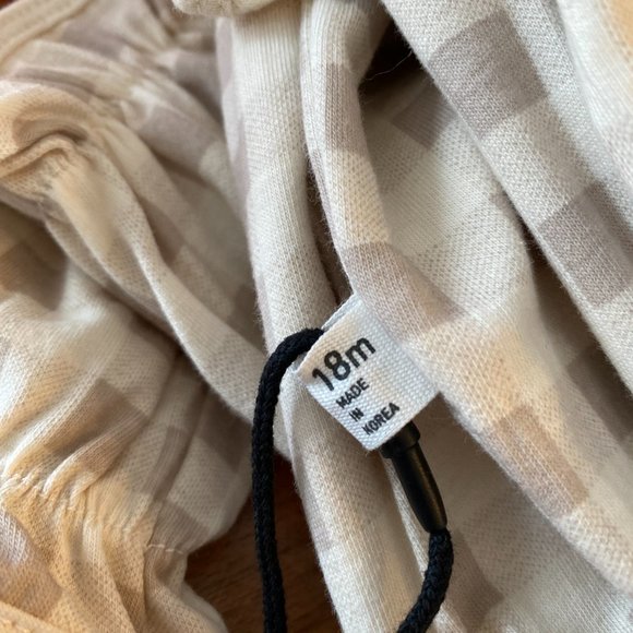 ❌SOLD Peekaboo Plaid Check Ruffle Romper 6 months - Picture 8 of 8